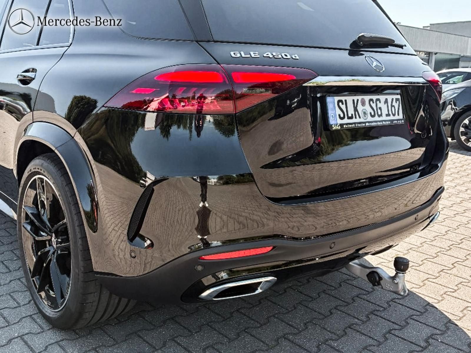 Mercedes-Benz GLE 450 d 4M AMG MBUX+360°+M-LED+AHK+Distro+HUD