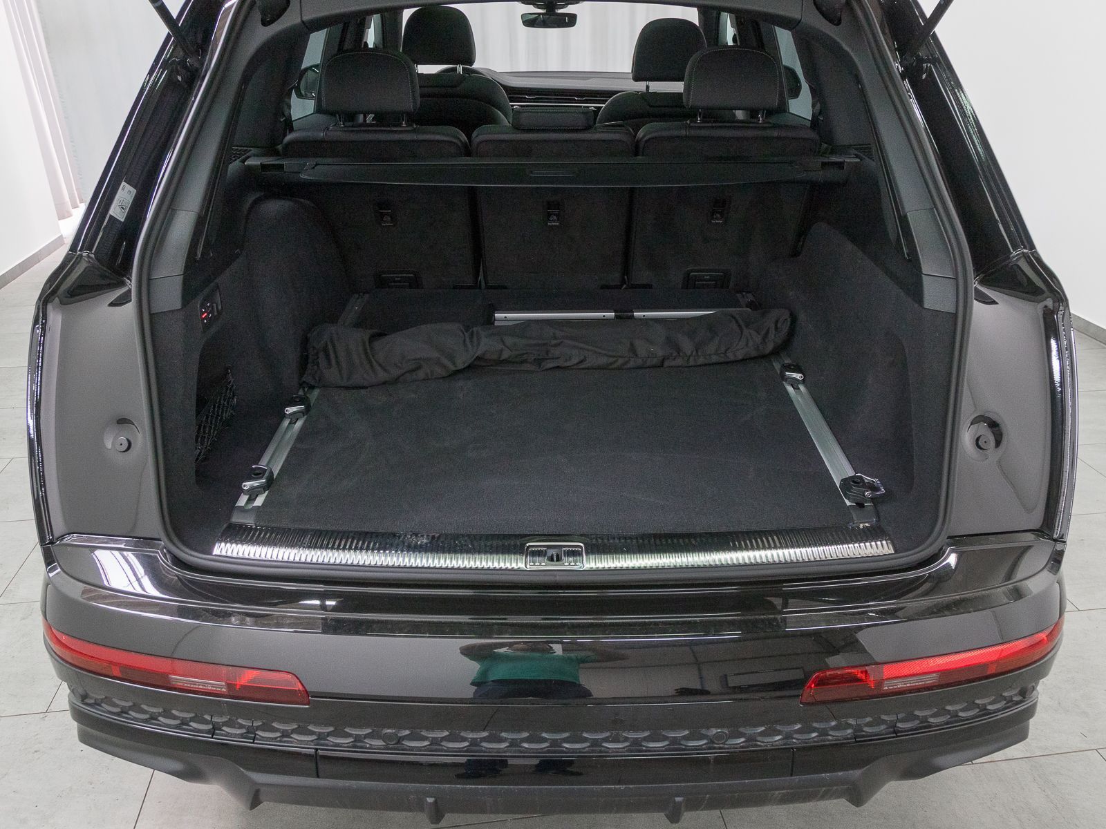 Audi Q7 55 TFSIe Q 2x S LINE PANO LM21 HuD AHK