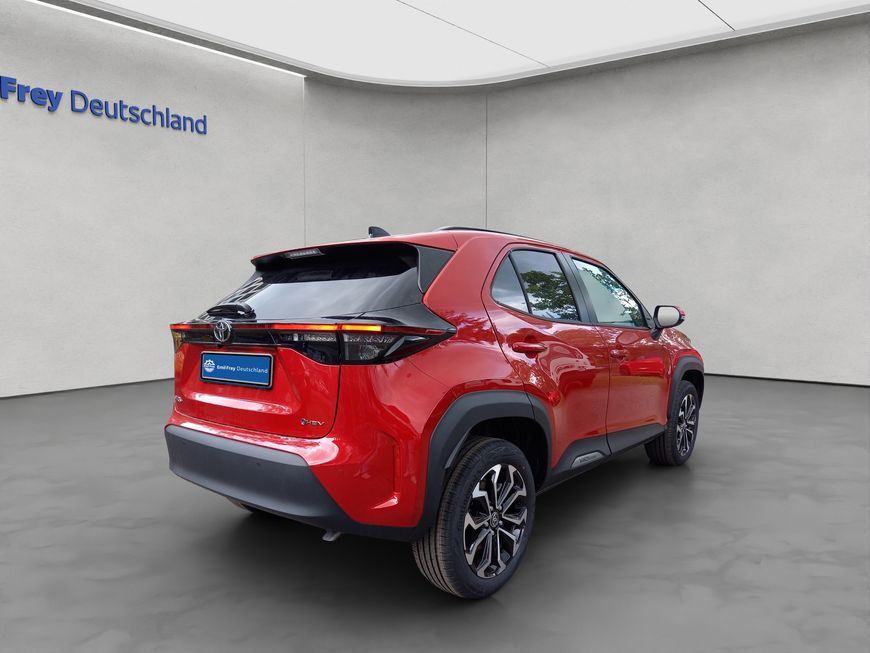Toyota Yaris Cross Teamplayer Safety-Paket Winter-Paket