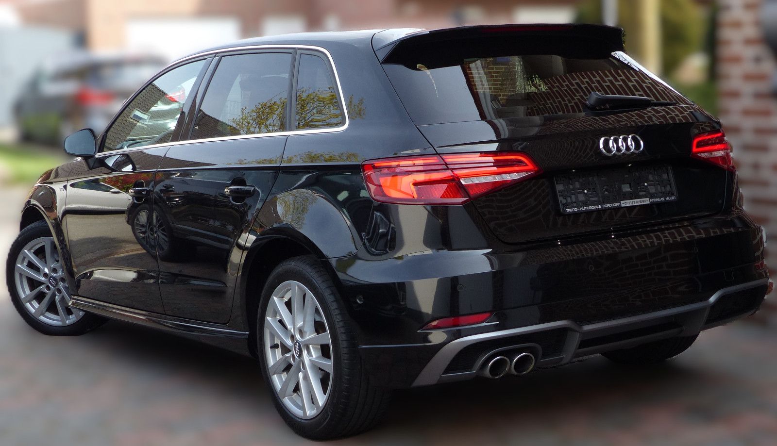 Audi A3 S-Line S-Tron - Samsaru's Car Outlet