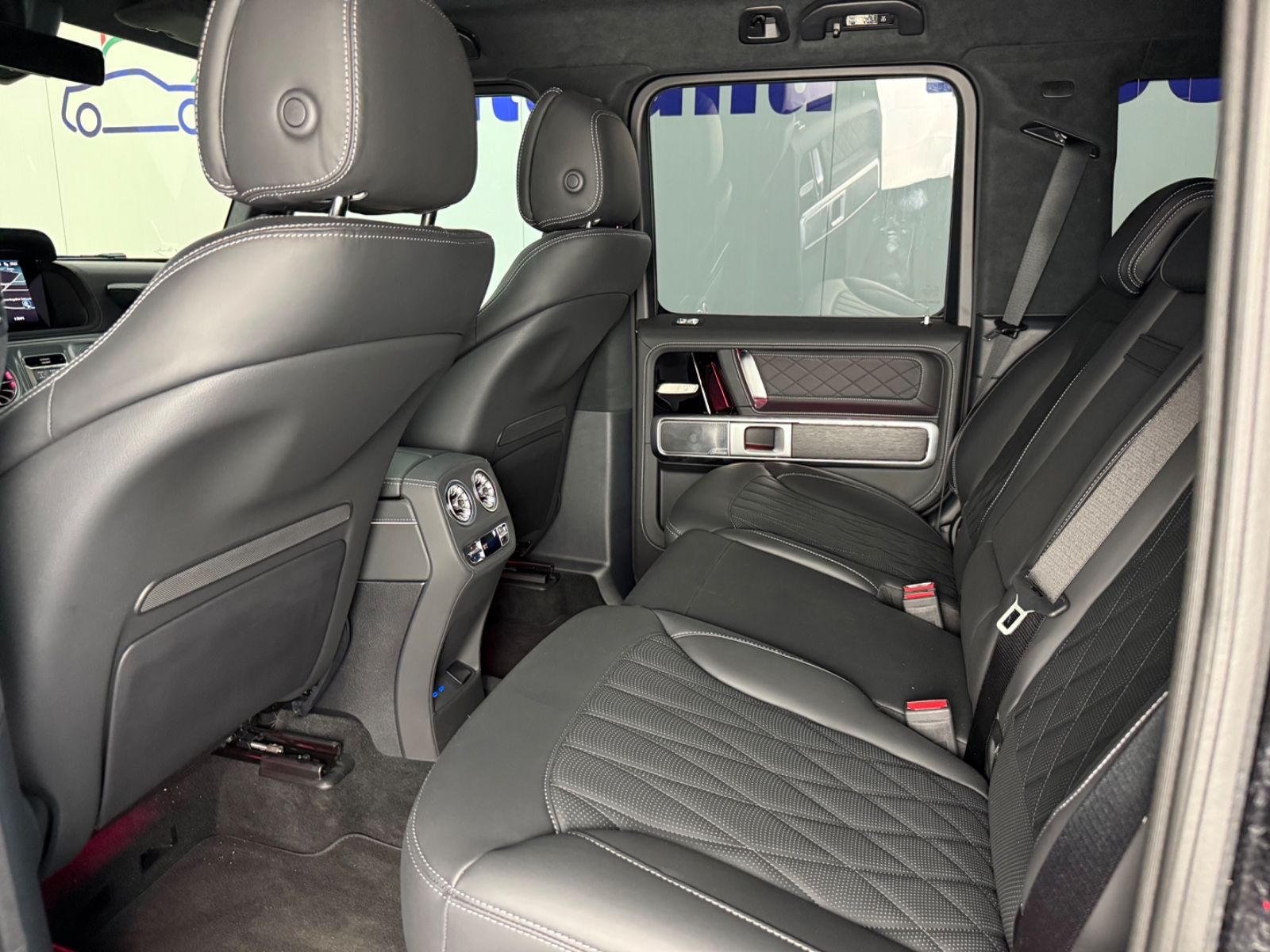 Mercedes-Benz G 63 AMG Performance - Samsaru's Car Outlet