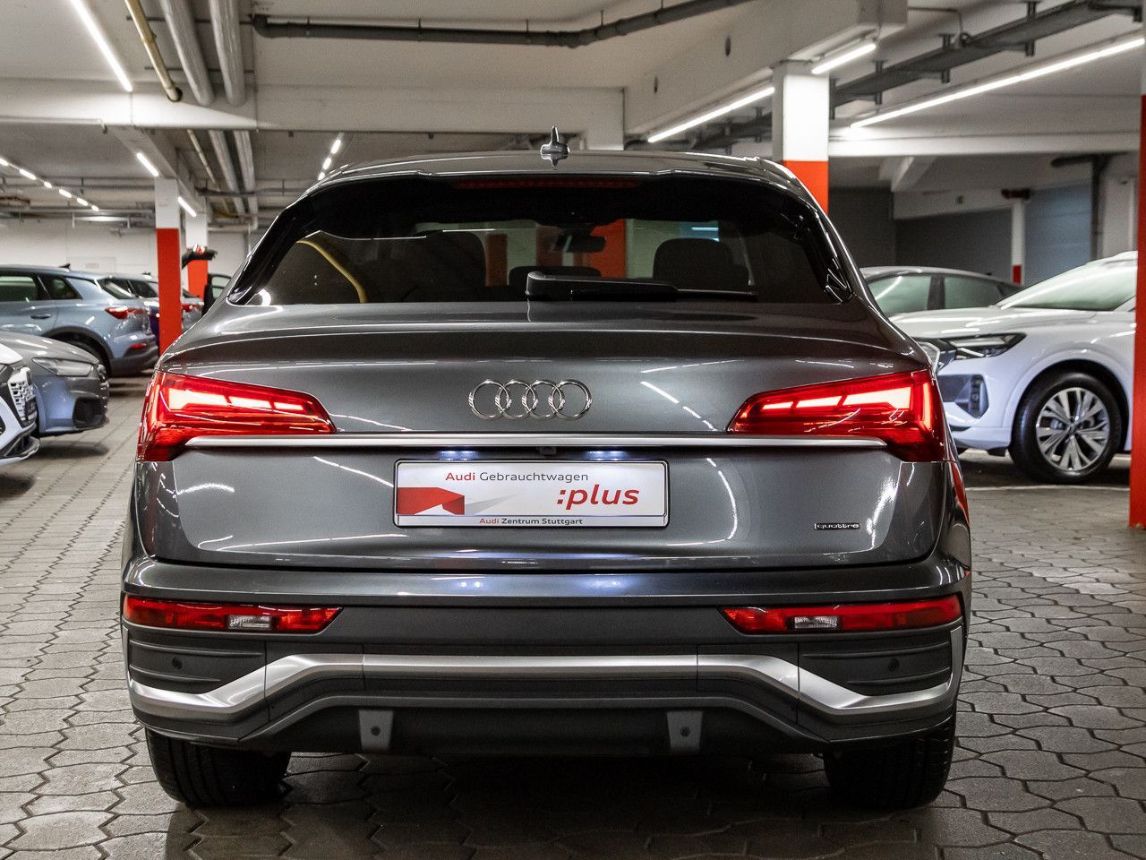 Audi Q5 Sportback 40 TDI quattro S line Matrix Pano