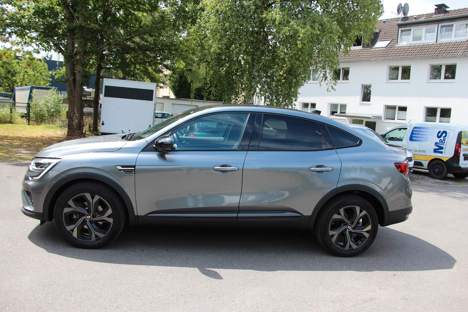 Renault Arkana Full Hybrid 145 E-TECH engineered - Samsaru's Car Outlet