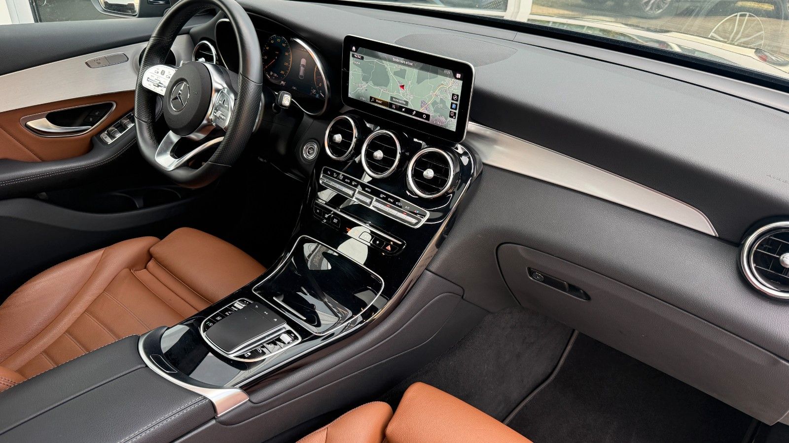 Mercedes-Benz GLC 400d 4M 2x AMG LEDER+GSHD+COMAND+ACC+VIRTUAL