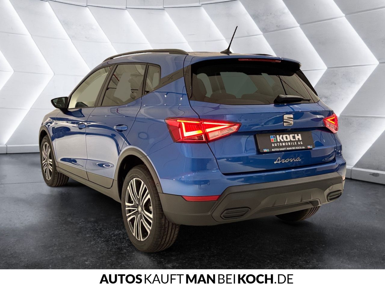 Seat Arona 1.0 TSI DSG Road Ed SOUND NAVI PDC V+H AHK