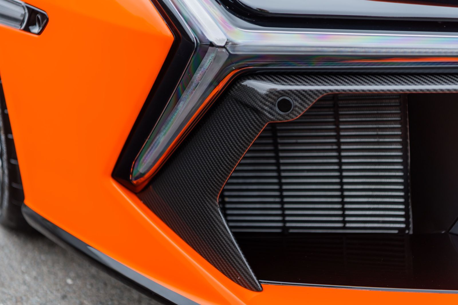 Lamborghini Revuelto *AD PERSONAM*CARBON*FULL ASSIST*SONUS*