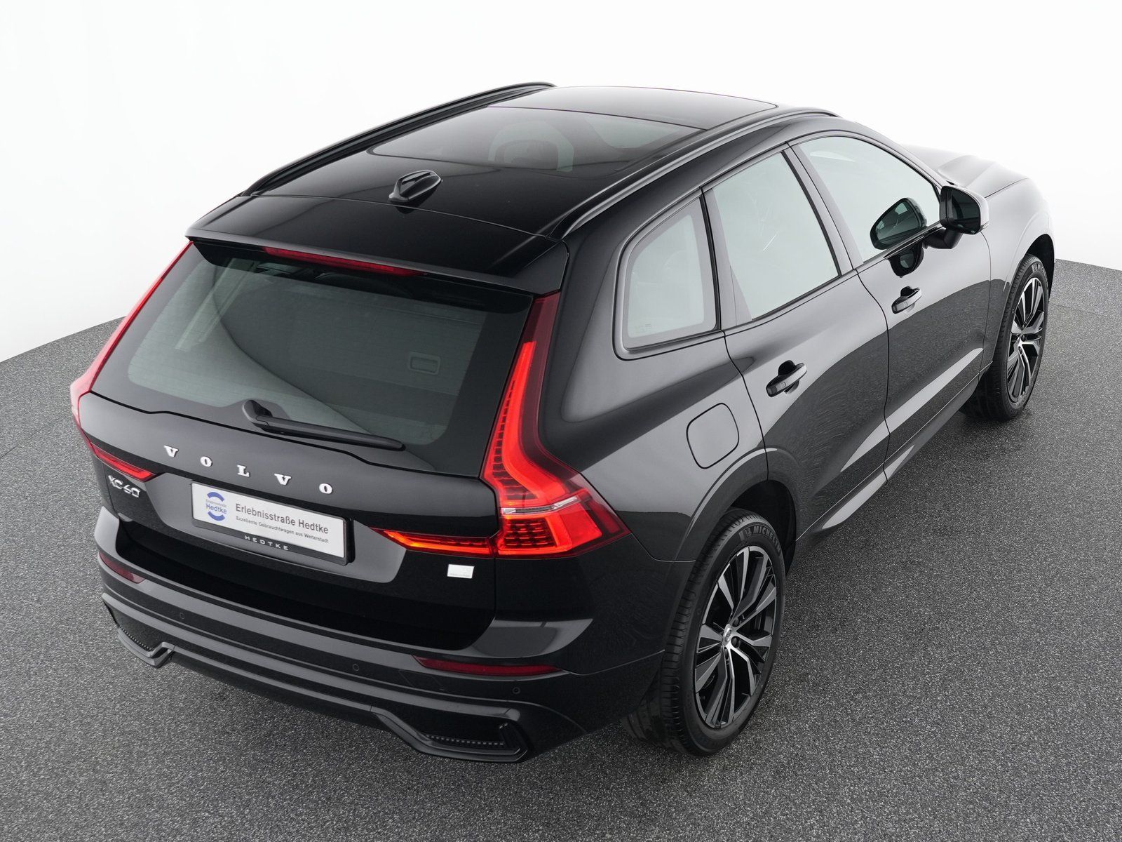 Volvo XC60 T8 Recharge Ultimate Dark 20"+AHK+STANDHZG