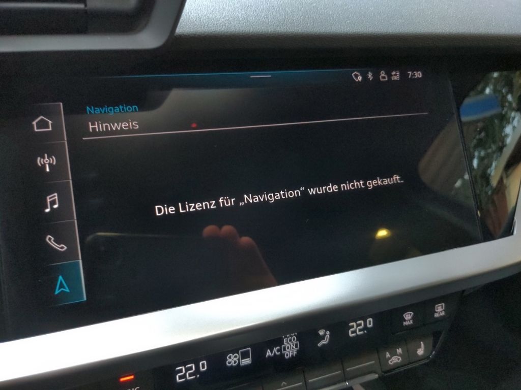 Audi A3 Sportback 30TFSI S tronic Advanced LED AHK Na