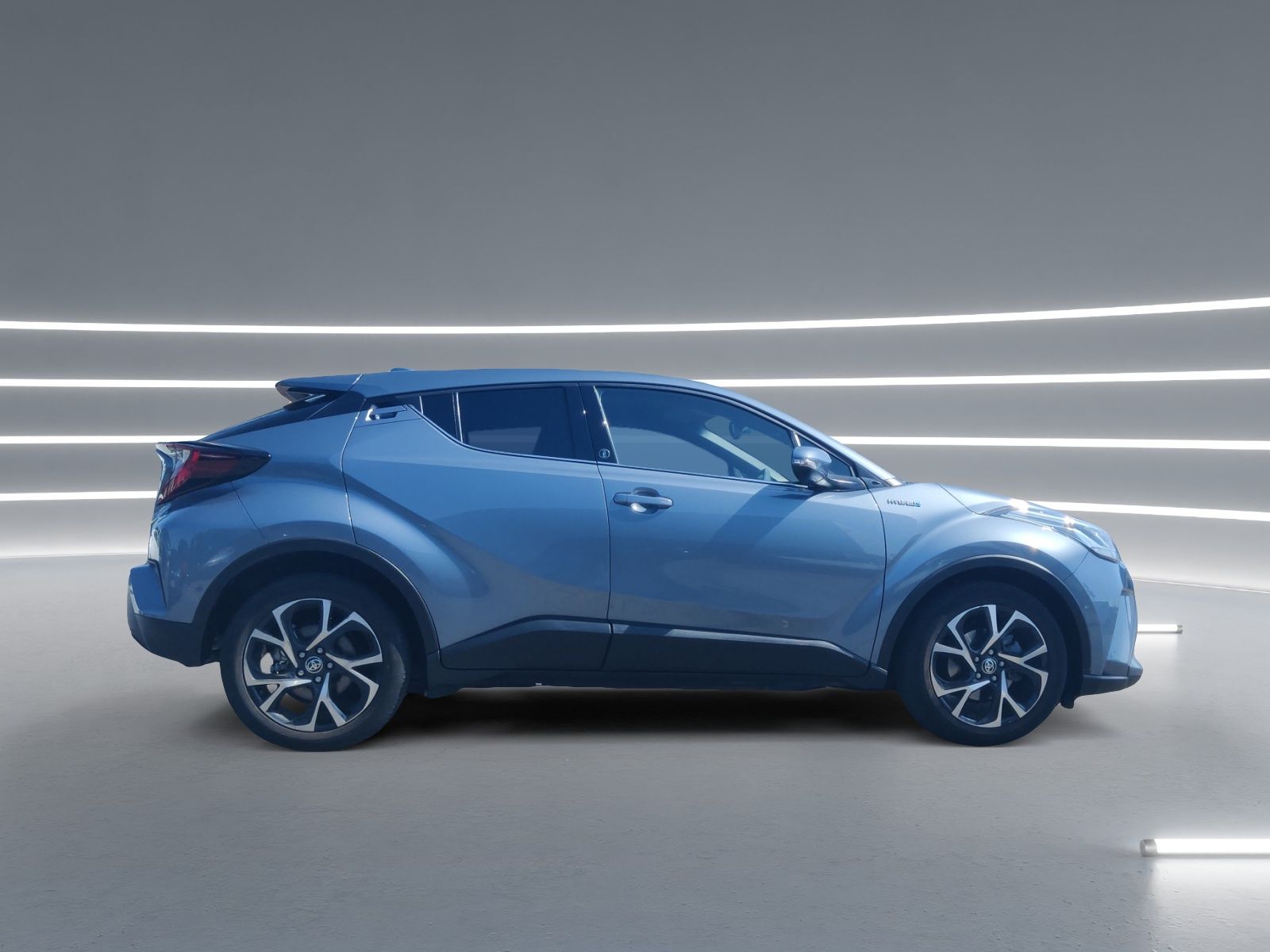 Toyota C-HR Hybrid 4x2 Team - Samsaru's Car Outlet