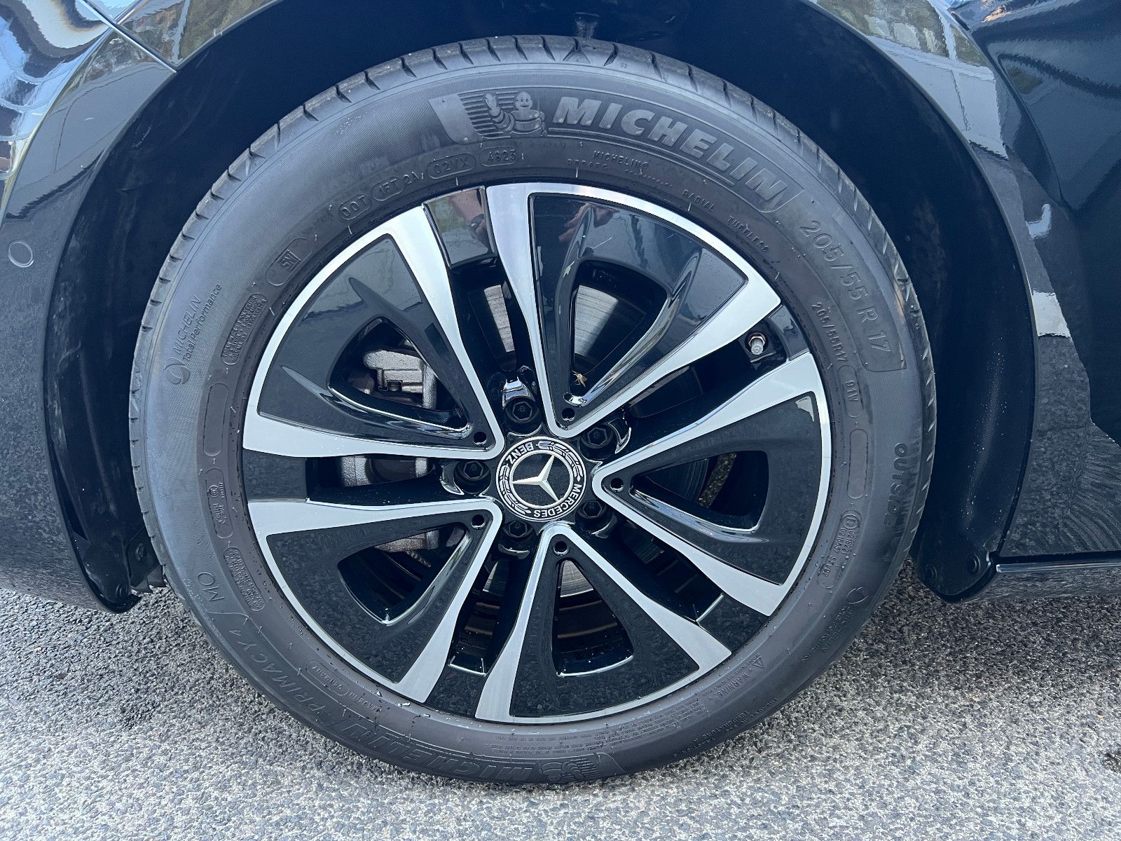 Mercedes-Benz A 180 PROGRESSIVE - Samsaru's Car Outlet