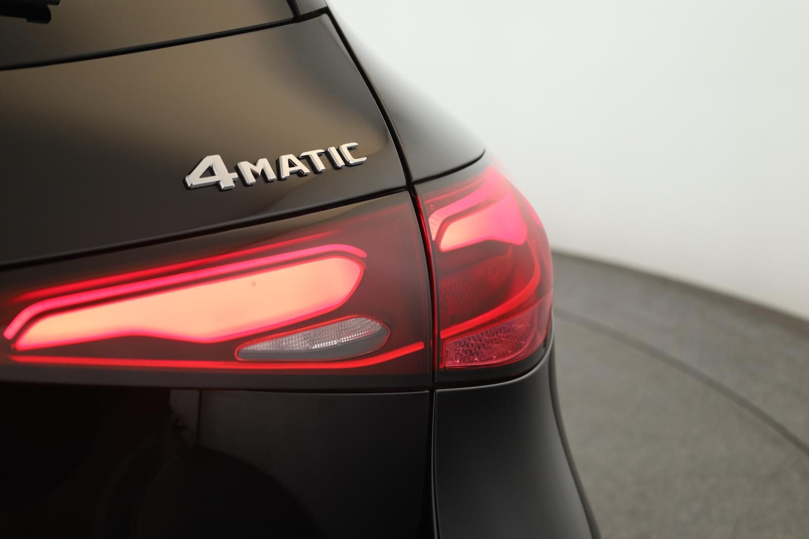 Mercedes-Benz GLC 300 d 4M AMG Advanced Night DIGITAL Pano AHK