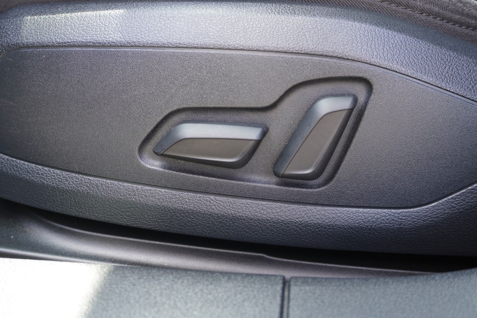 Audi A4 Avant 35 TDI S-Tronic - Samsaru's Car Outlet