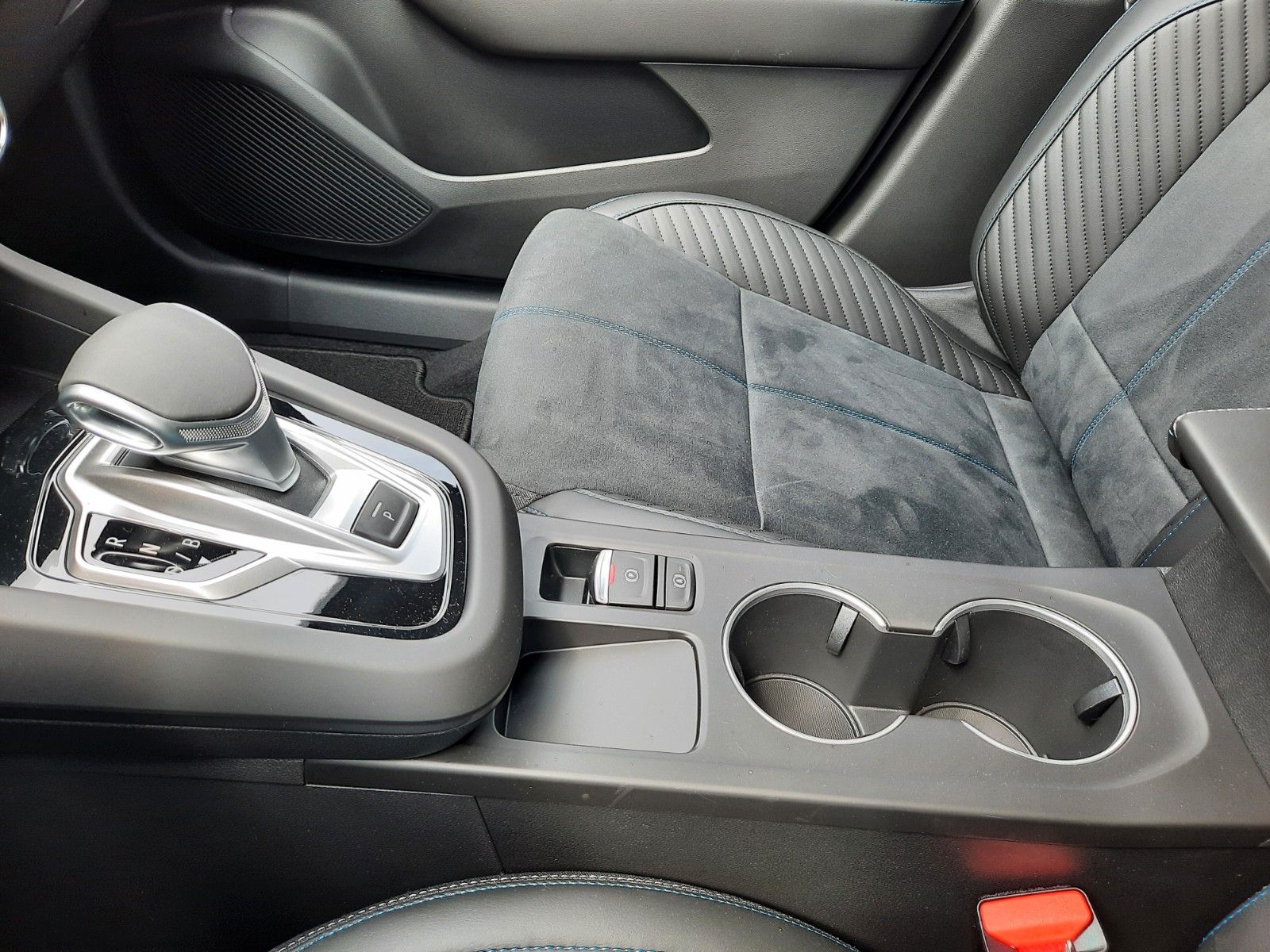 Renault Arkana Esprit Alpine Full Hybrid - Samsaru's Car Outlet