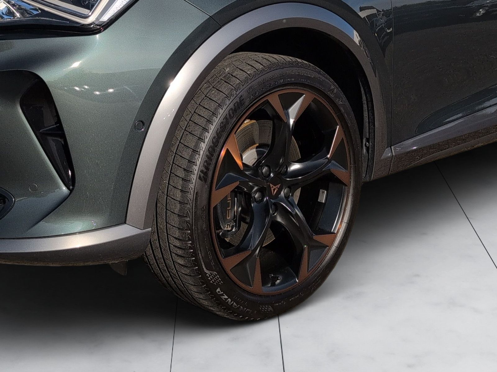 Cupra Formentor 2.0 TSI VZ AHK PANO LEDER CUP COPPER