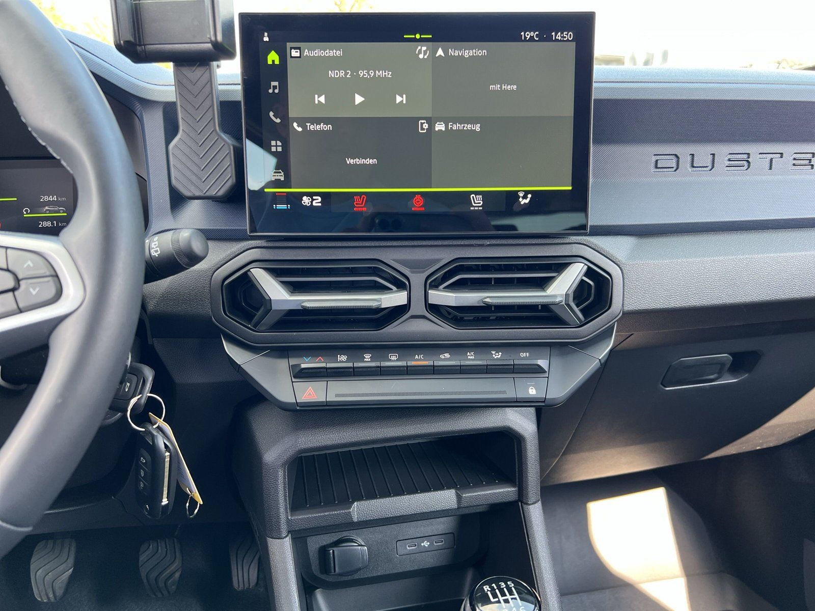 Dacia Duster TCe 100 LPG Expression - Samsaru's Car Outlet