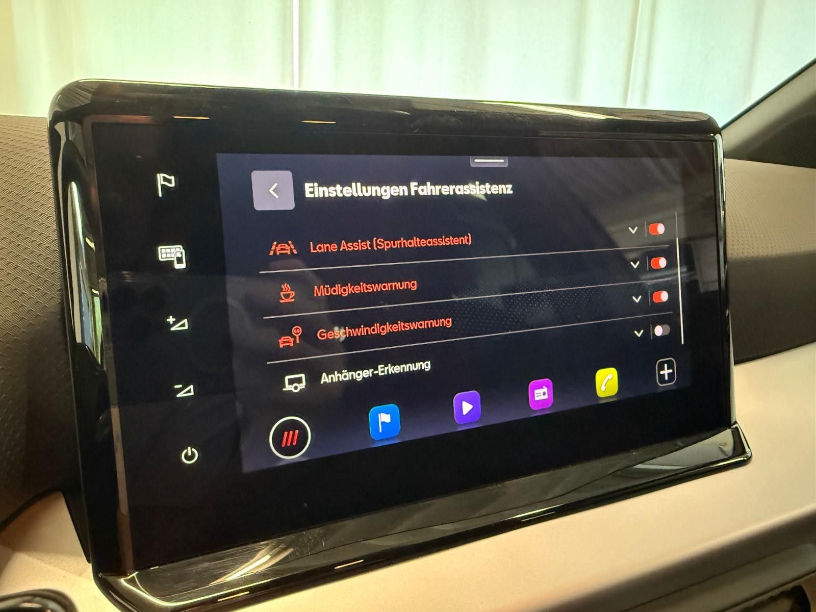 Seat Arona FR 1.0 TSI DSG AHK ACC NAVI LED APP KAMERA