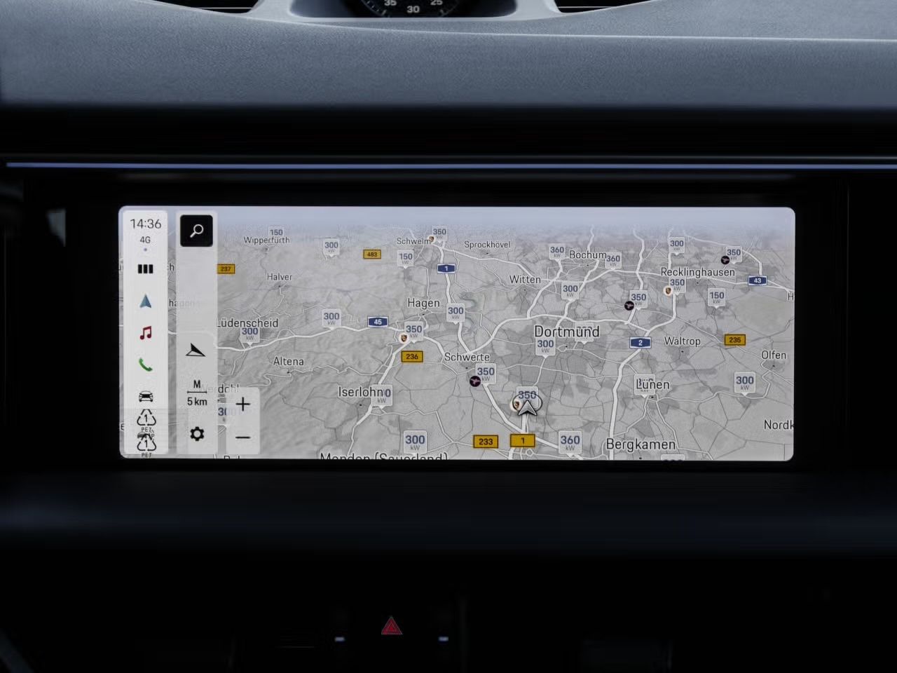 Porsche Macan 4*DISTRONIK ACC*LUFTFEDERUNG*PANORAMA*21Z