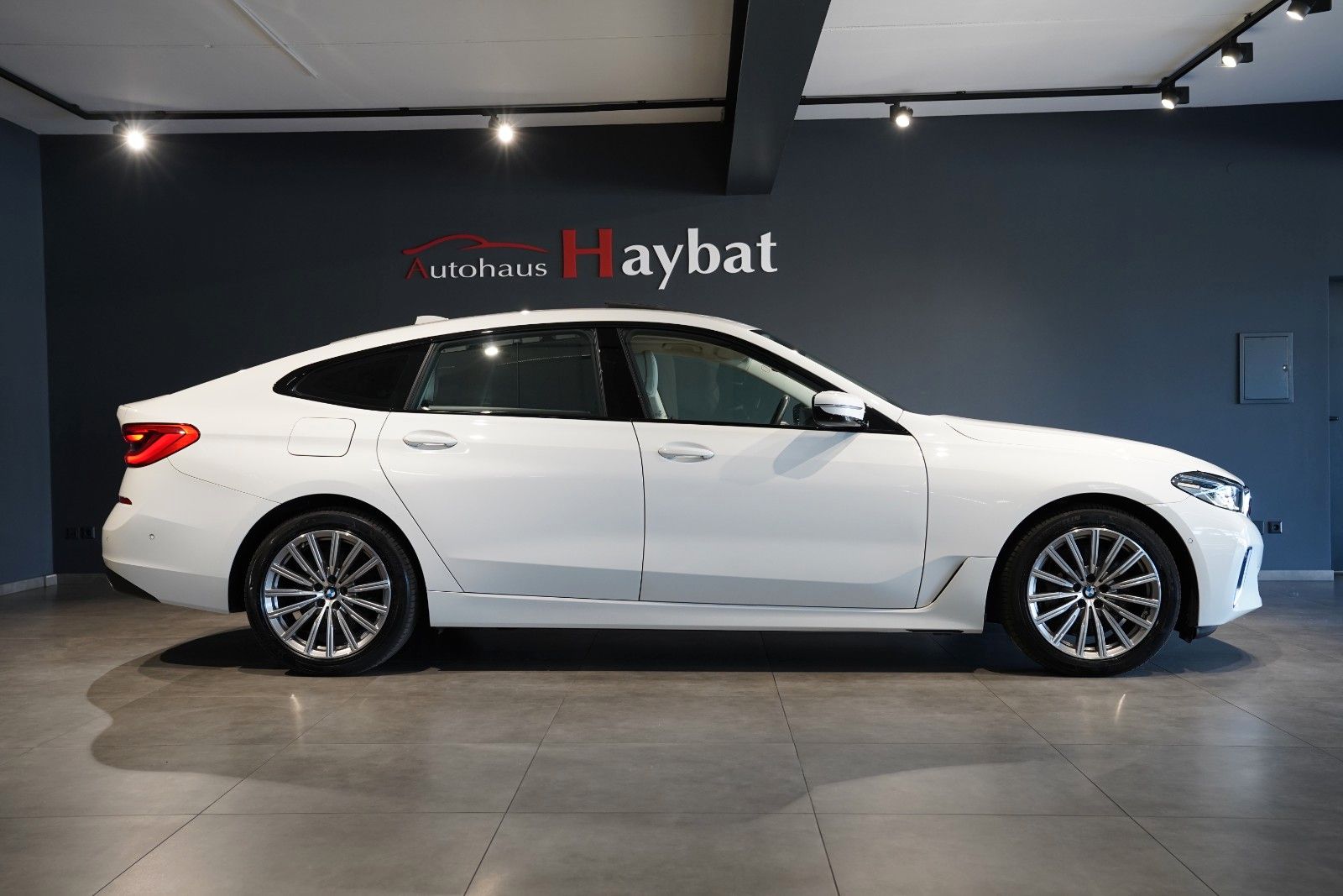 BMW 640 GT xD Luxury Luft-Laser-Pano-ACC-360-TV-StaH