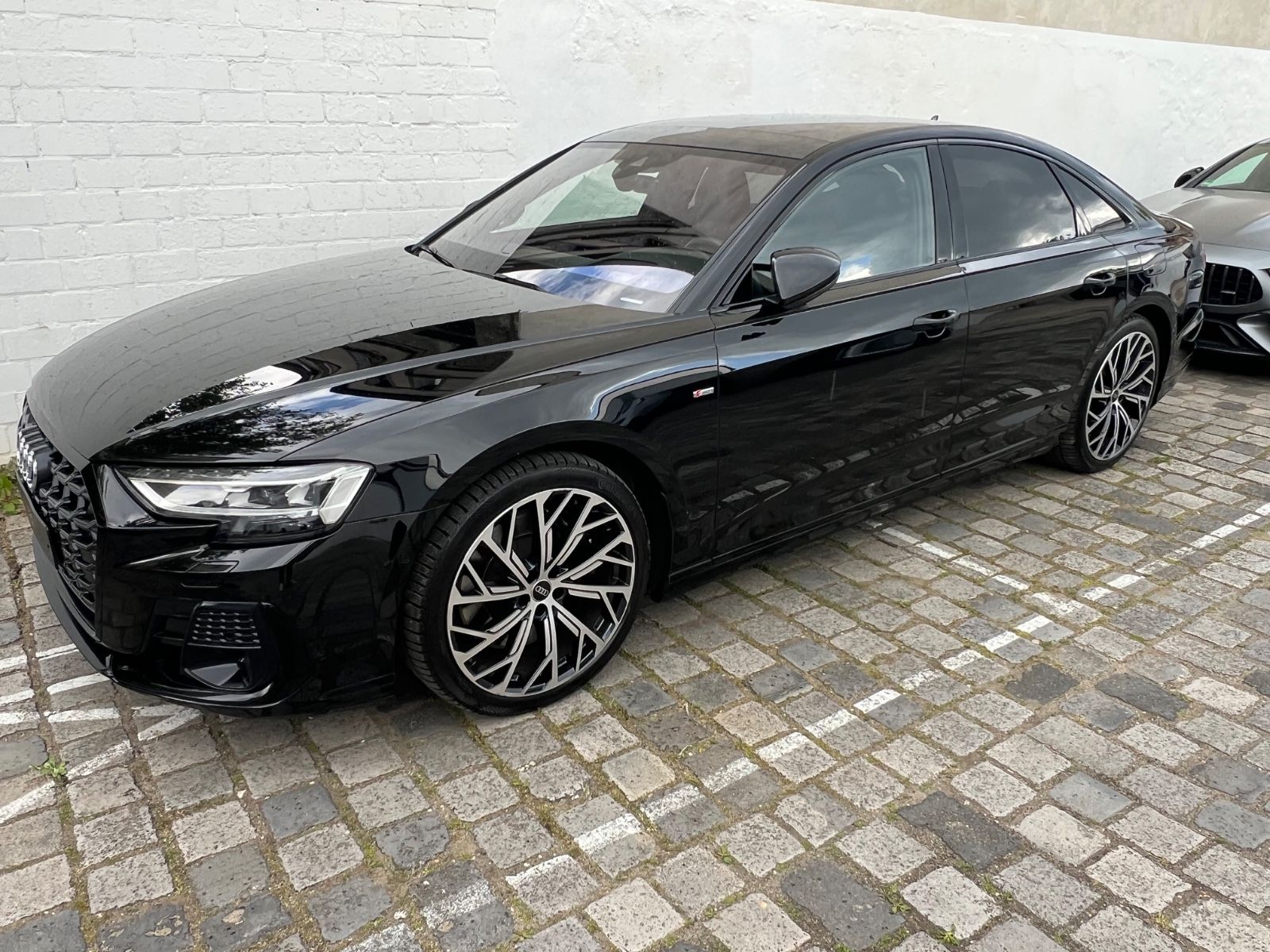 Audi A8 60 TFSI e quattro S line,Matrix,Pano.HUD. TV