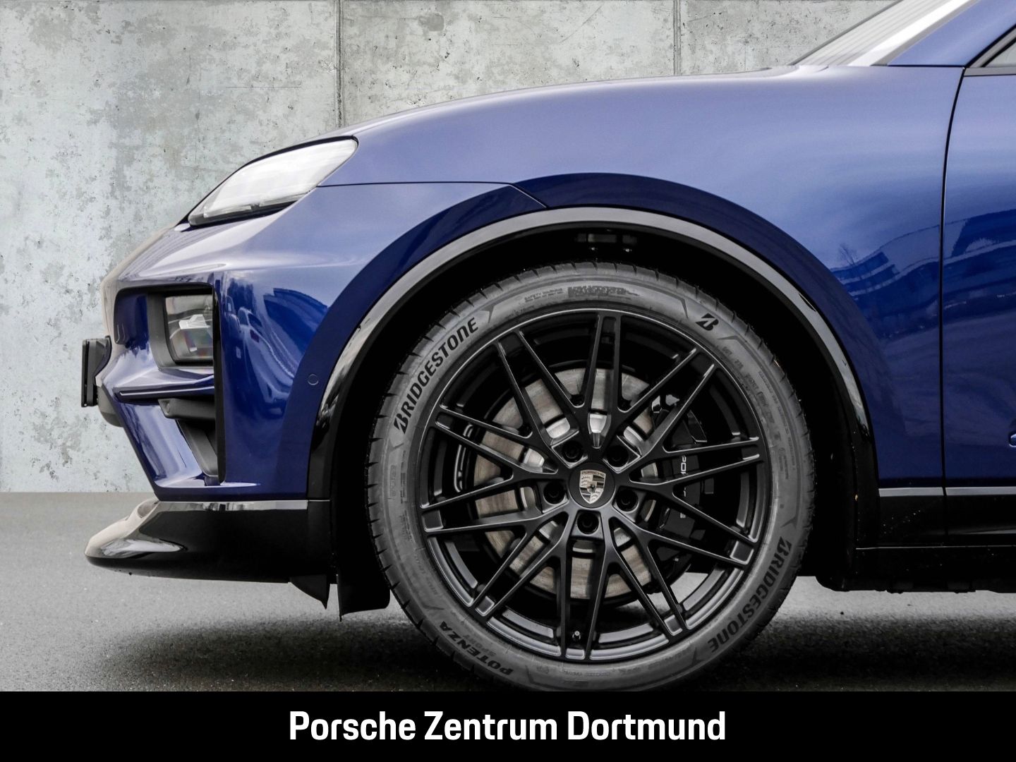 Porsche Macan Turbo BOSE Luftfederung Panorama InnoDrive