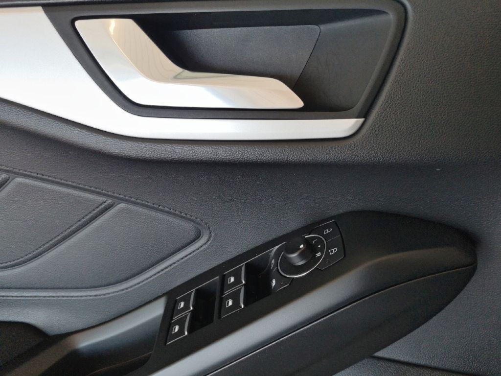 Ford Focus - Samsaru's Car Outlet