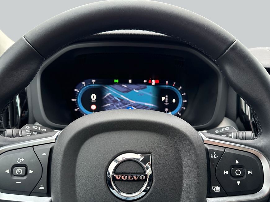 Volvo XC60 B5 B AWD Core