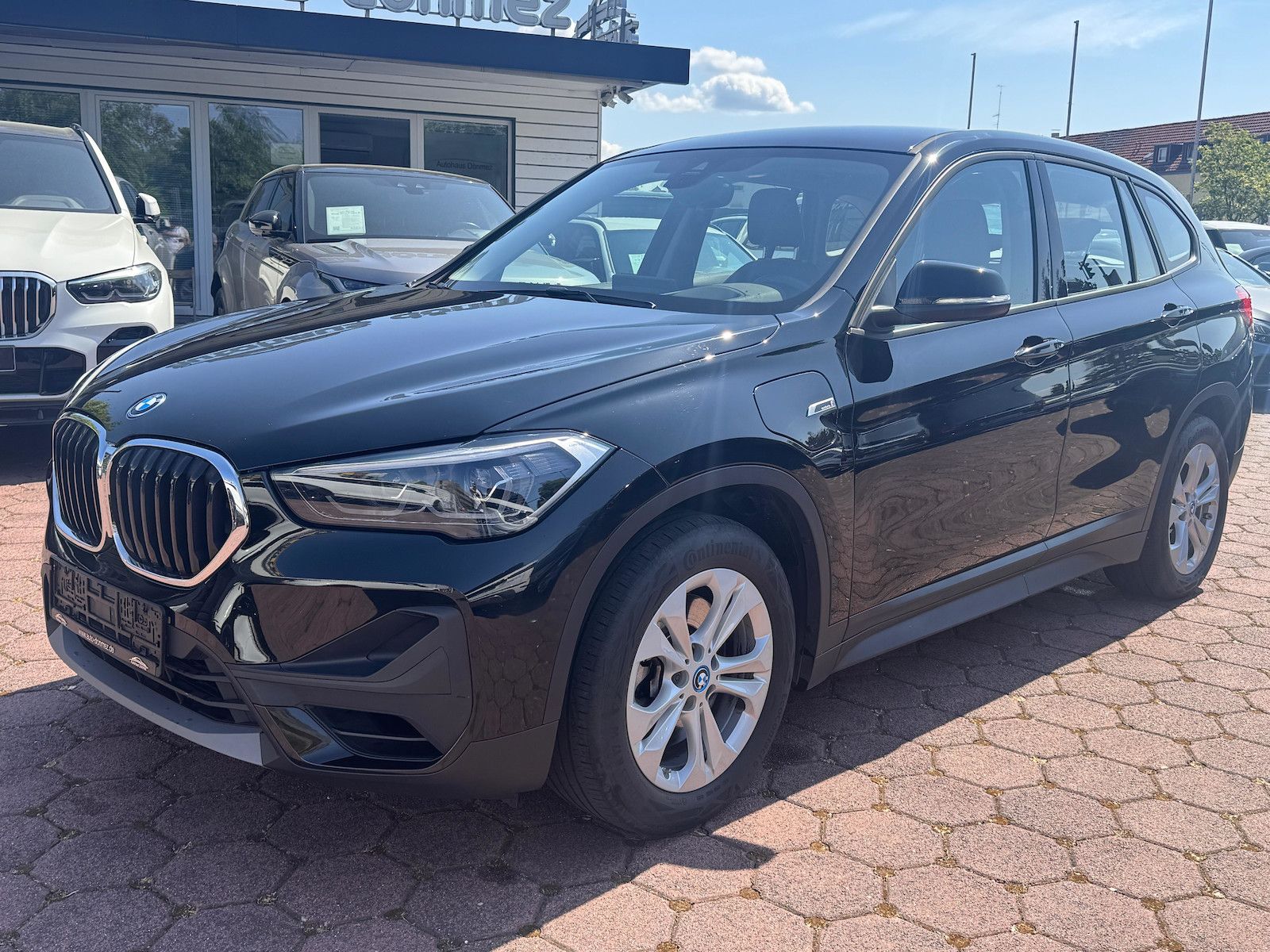 BMW X1 xDrive25e Advantage - Samsaru's Car Outlet