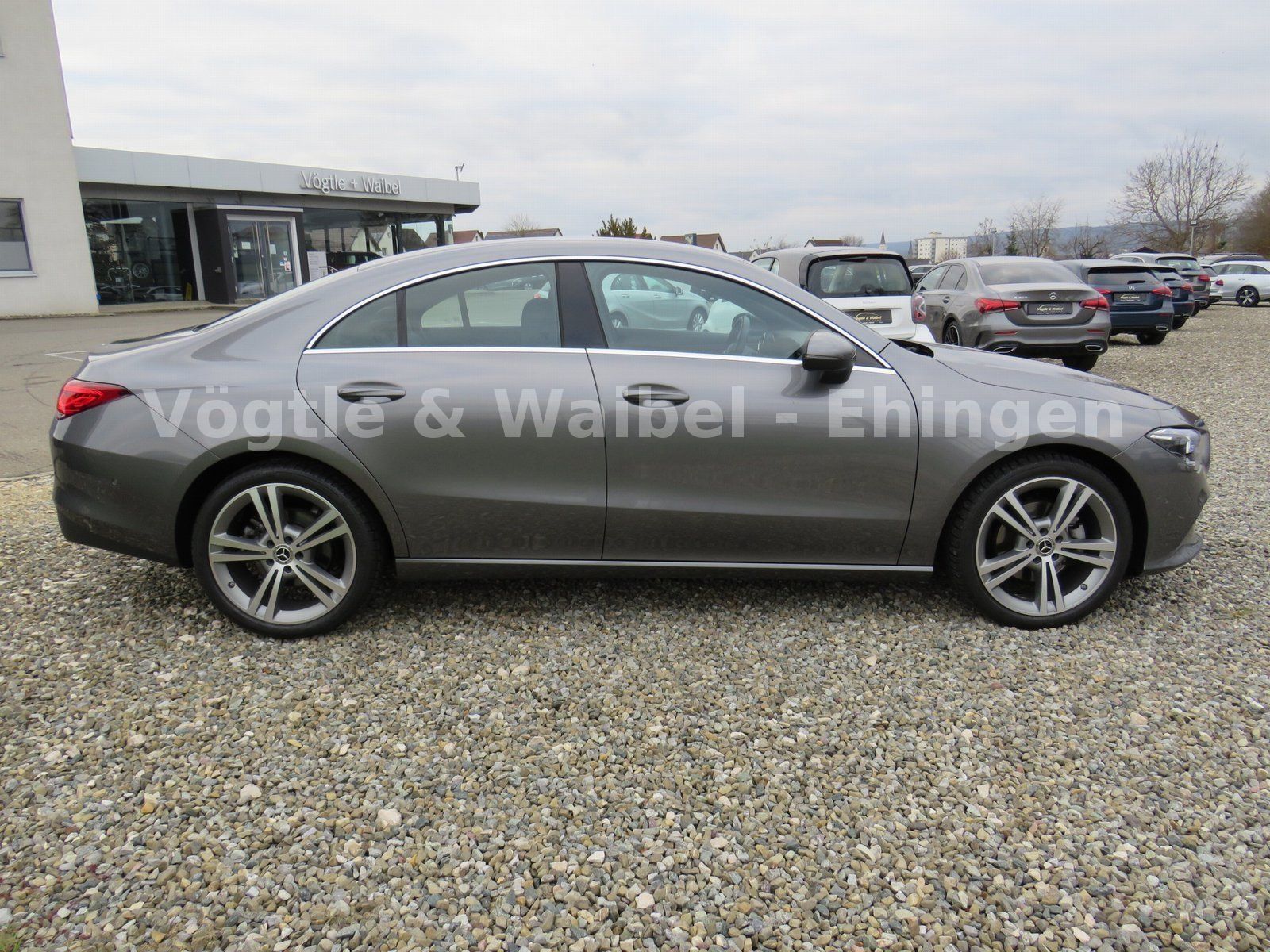 Mercedes-Benz CLA 200 PROGRESSIVE - Samsaru's Car Outlet