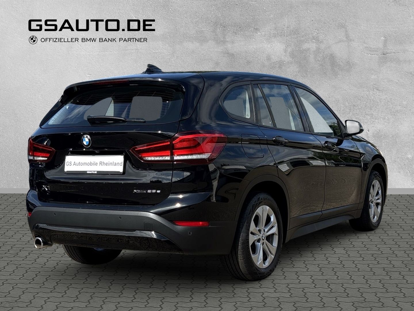 BMW X1 xDrive 25 e Advantage - Samsaru's Car Outlet