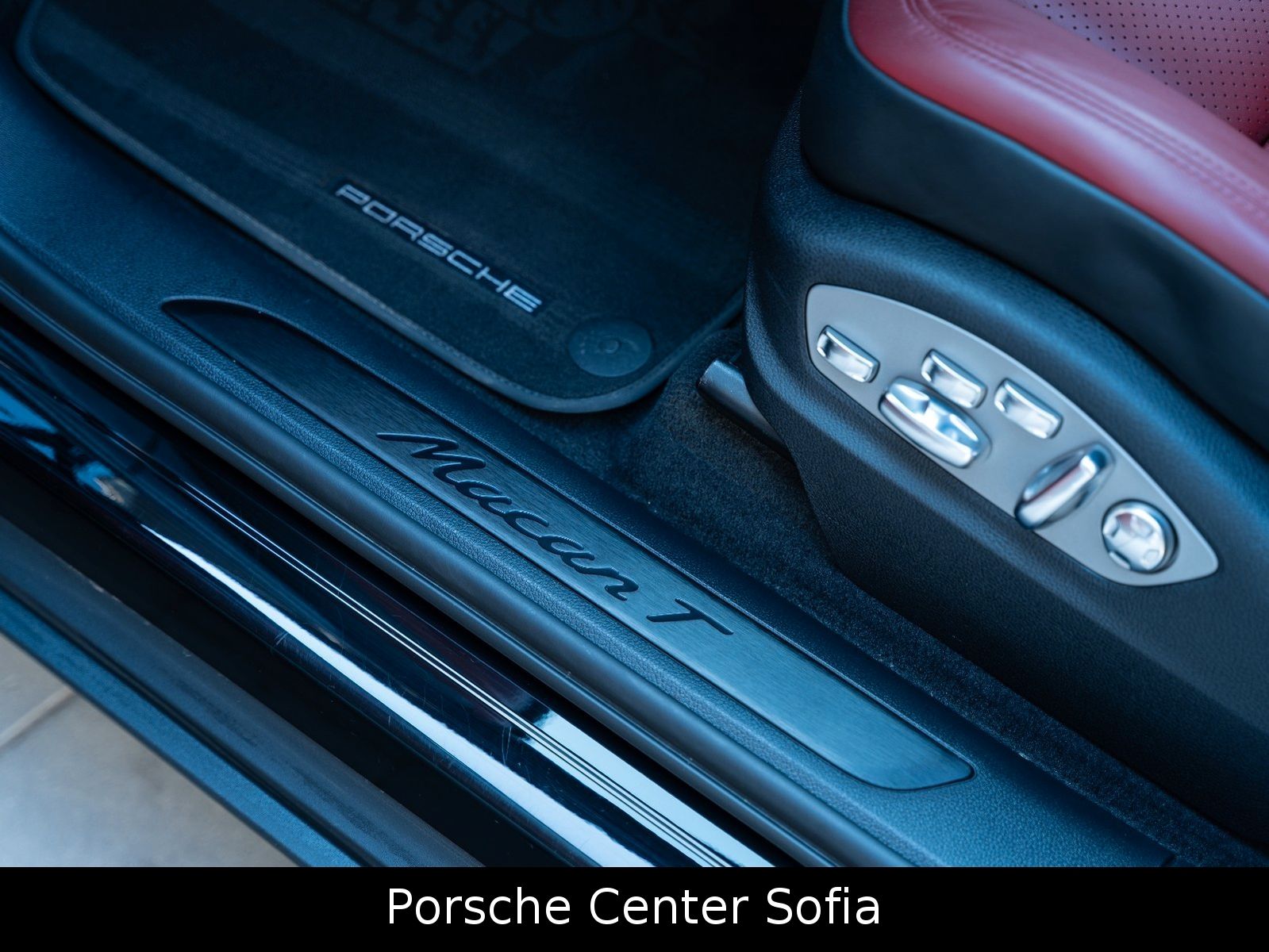 Porsche Macan T