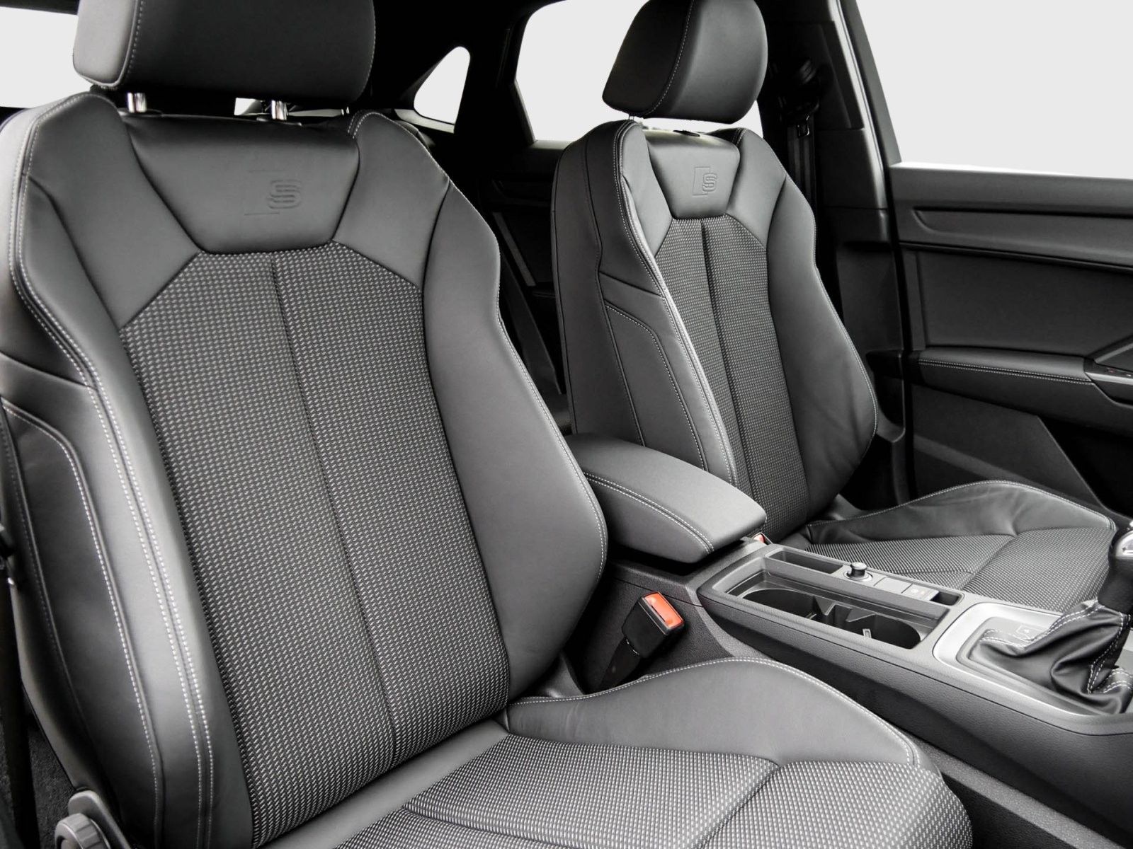 Audi Q3 Sportback S line 40 TFSI qu S tronic - Samsaru's Car Outlet