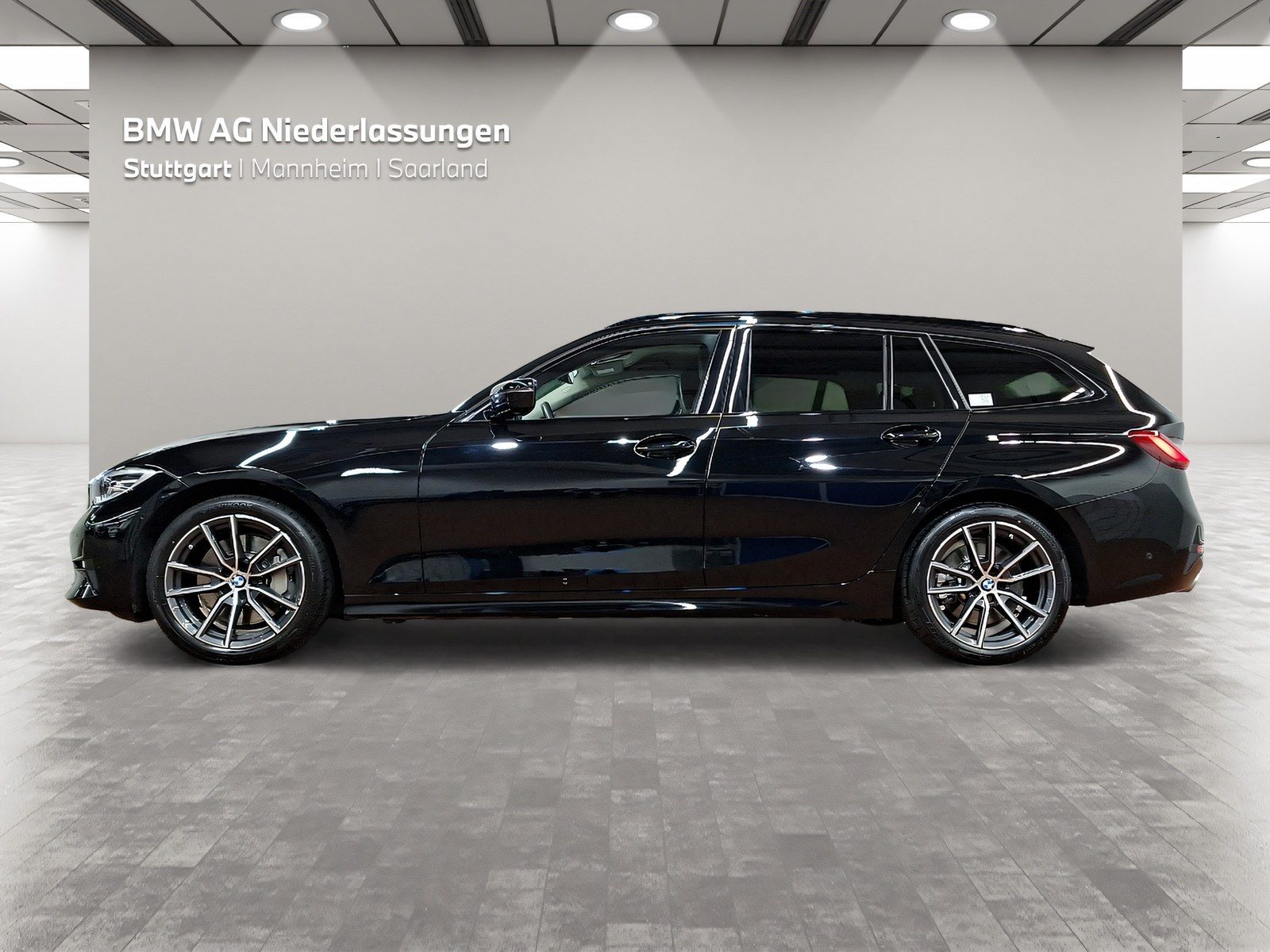 BMW 330i Touring Sport Line - Samsaru's Car Outlet