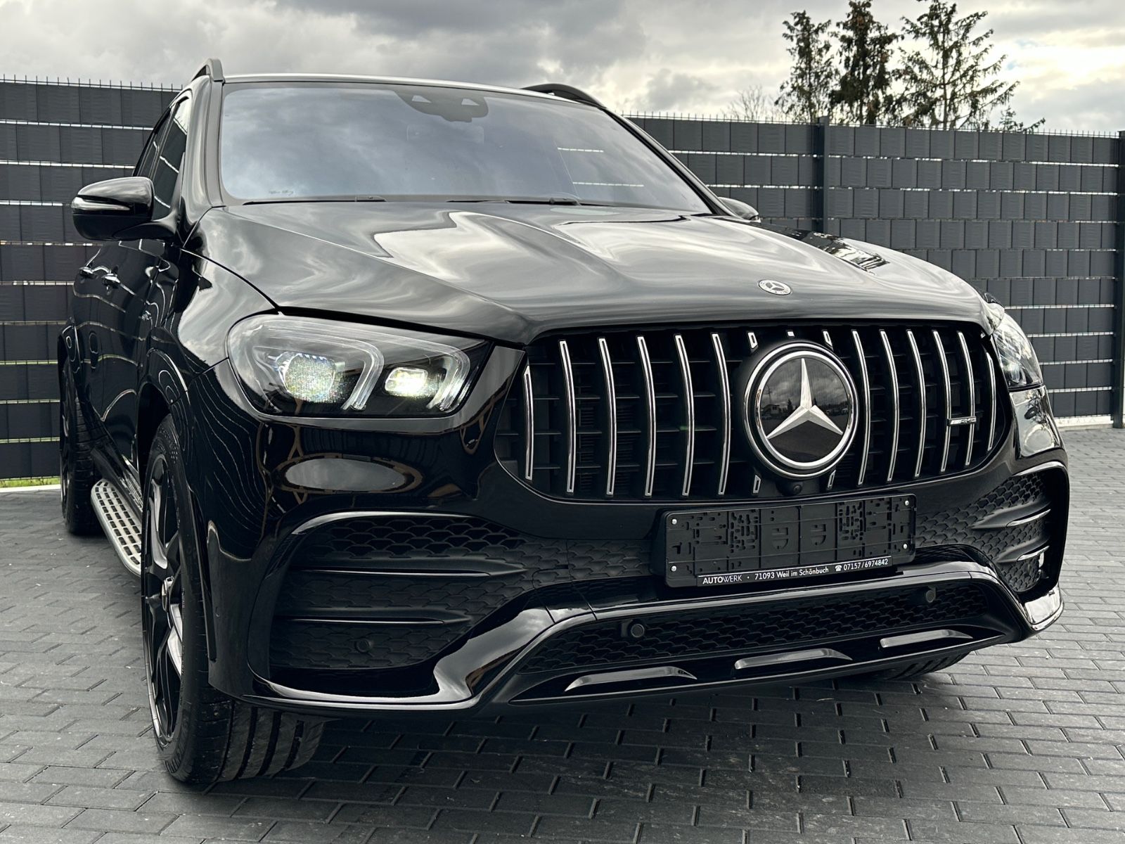Mercedes-Benz GLE 53 AMG 4M+*9G*DISTR*STHZ*WIDE*TV*7-SITZE*LED