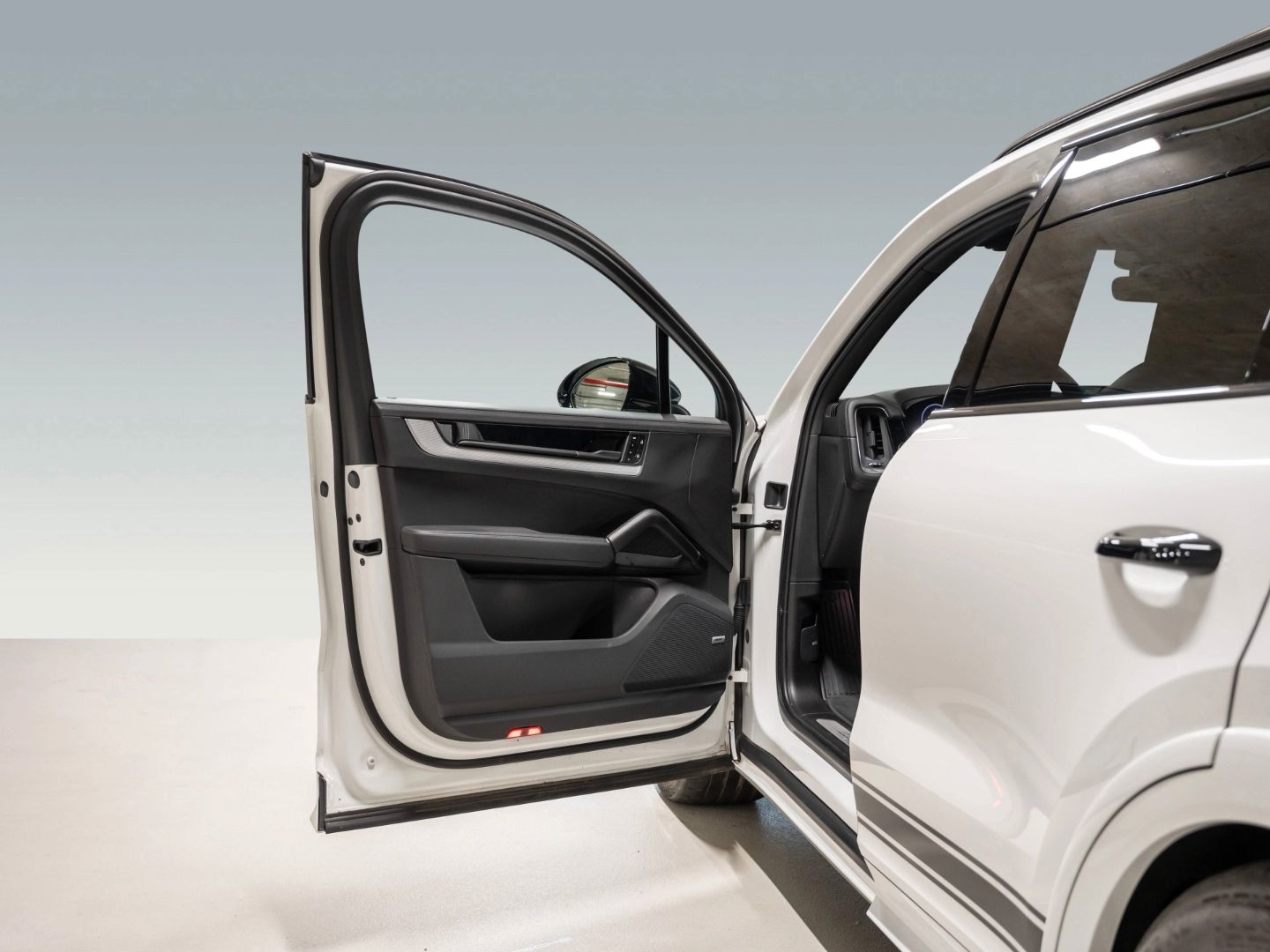 Porsche Cayenne E-Hybrid Soft-Close BOSE  Sport Chrono