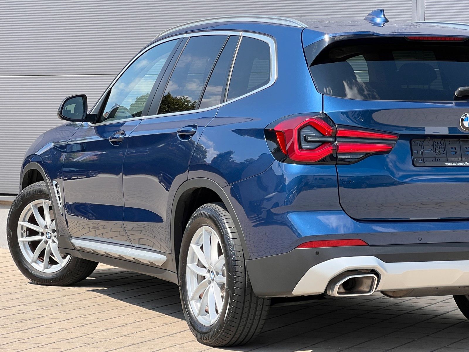 BMW X3 xDrive 20d - Samsaru's Car Outlet