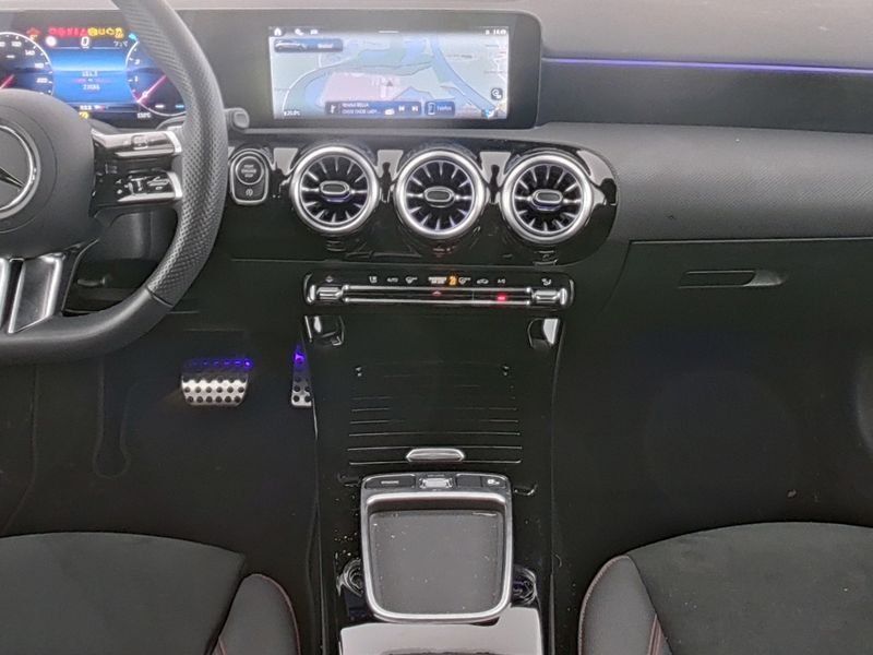 Mercedes-Benz A 180 AMG - Samsaru's Car Outlet