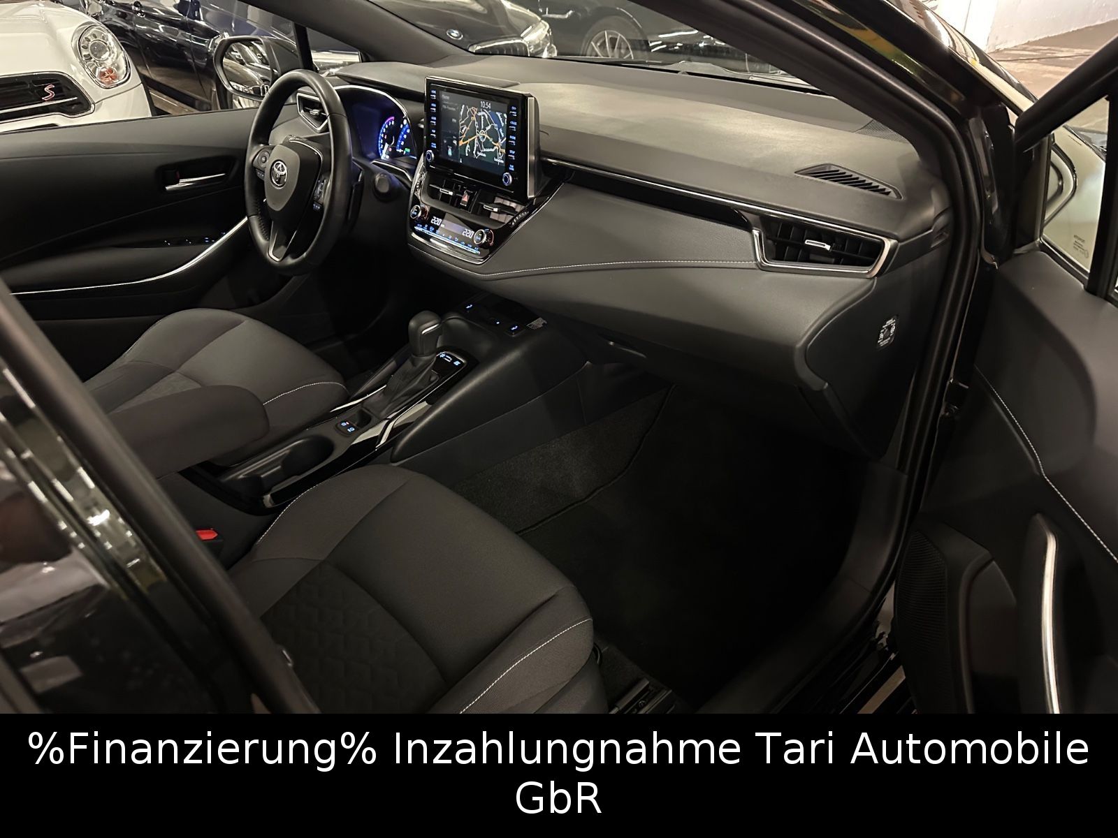 Toyota Corolla 2.0 Hybrid Touring Sports - Samsaru's Car Outlet
