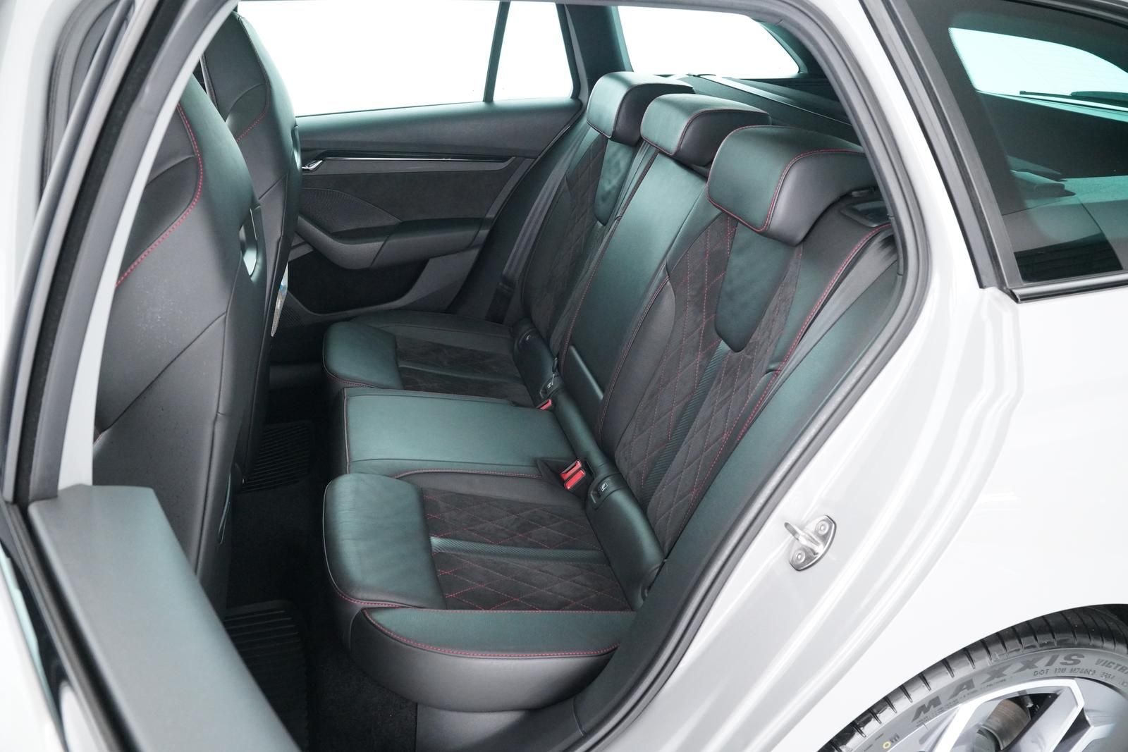 Skoda OCTAVIA RS FIRST EDITION iV DSG PANORAMADACH uvm
