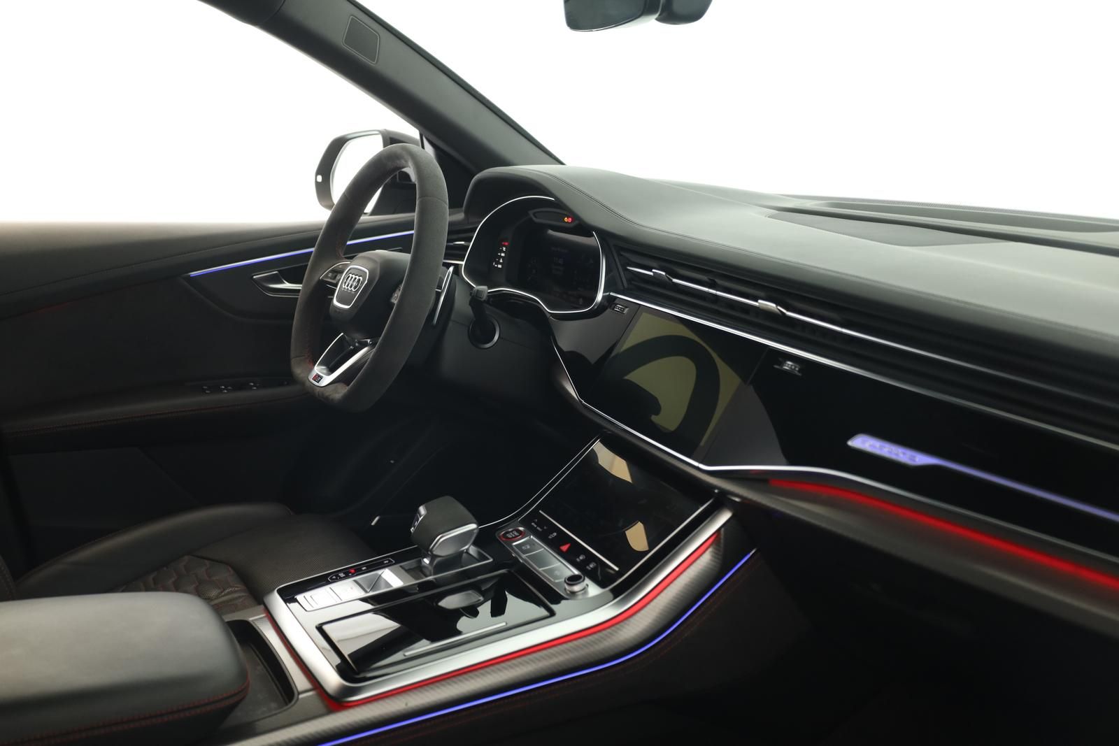 Audi RS Q8 SUV performance Laser Pano Vmax RSAbgas 23