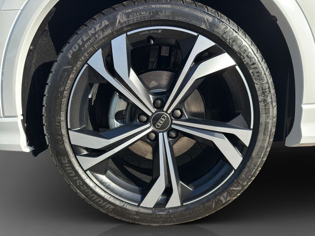 Audi Q3 35 1.5 TFSI S-tronic S line ACC MATRIX-LED