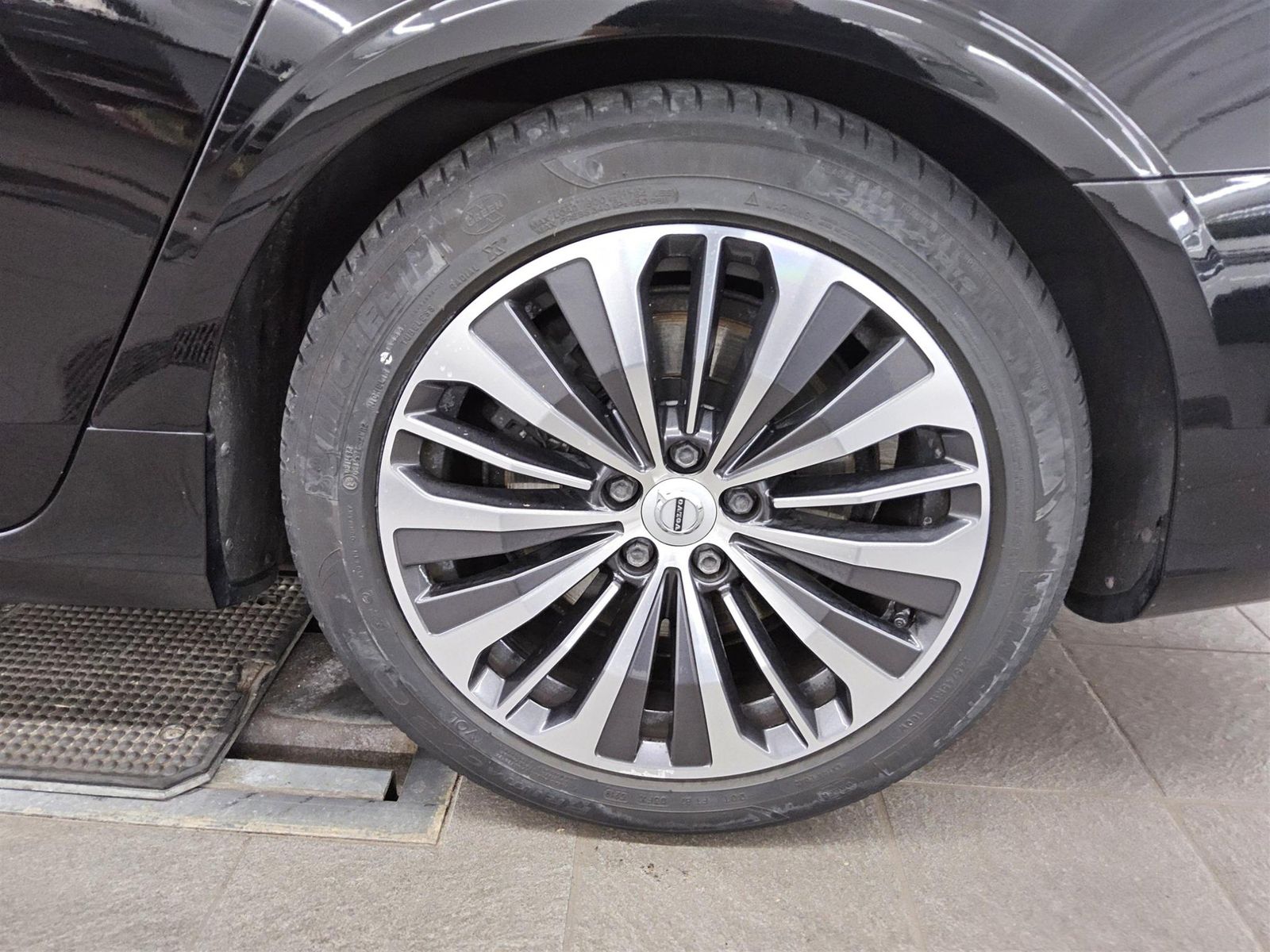 Volvo S90 D5 AWD R-Design T-Leder Navi LED Sound