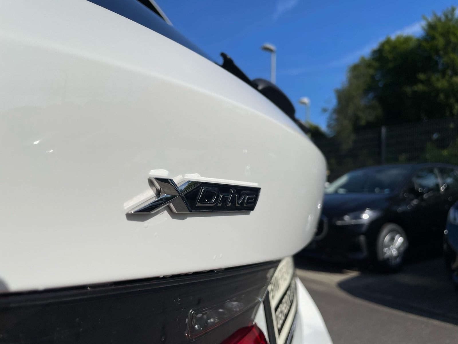 BMW 330e xDrive Tour M Sport || AHK Pano ACC 360 H&K