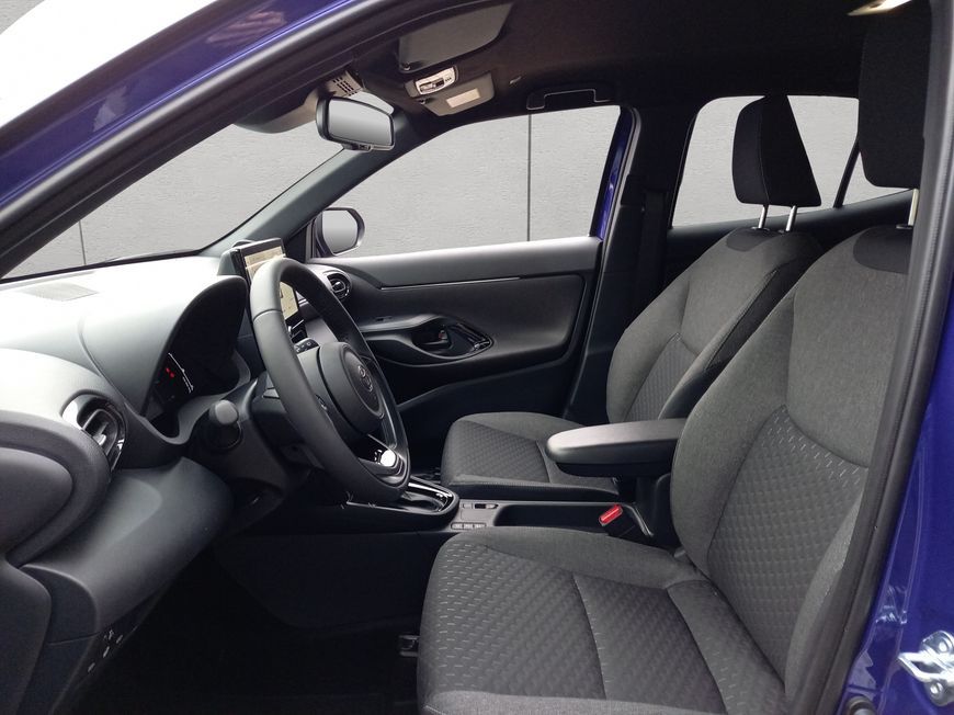 Toyota Yaris Cross Teamplayer Safety-Paket Winter-Paket