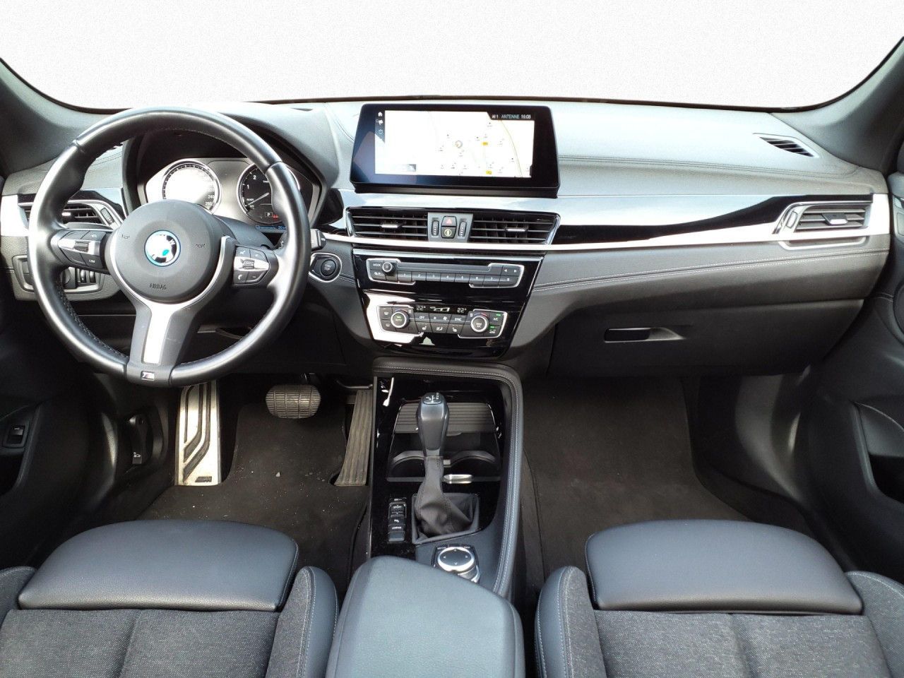 BMW X1 xDrive25e M SPORT - Samsaru's Car Outlet