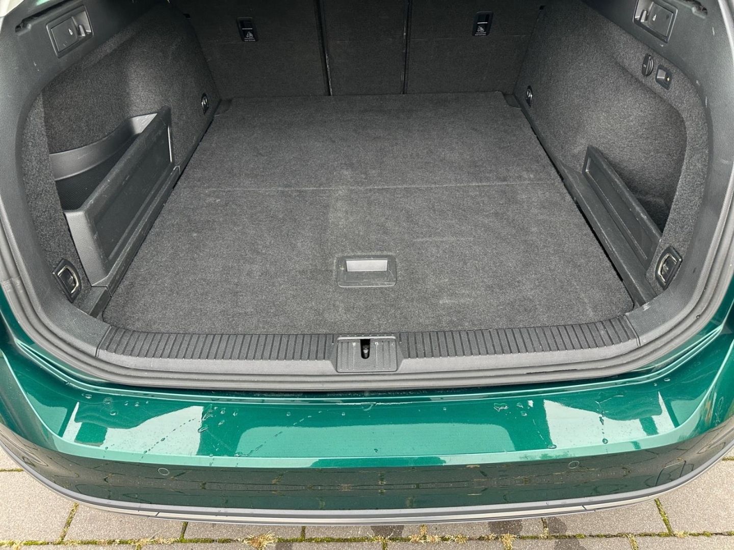Volkswagen Passat Alltrack 2.0 TSI DSG 4Motion - Samsaru's Car Outlet