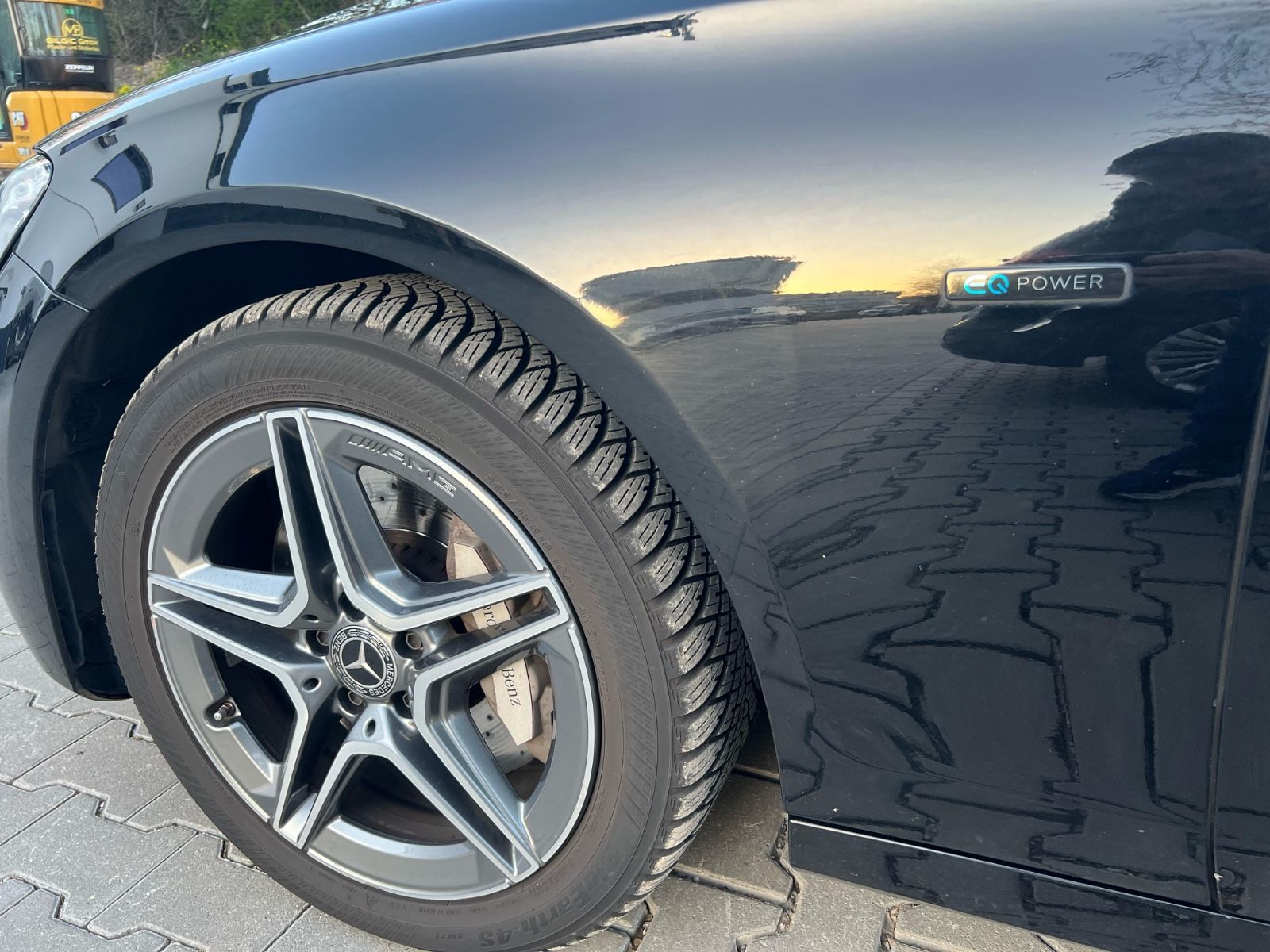 Mercedes-Benz E 300 de AMG - Samsaru's Car Outlet