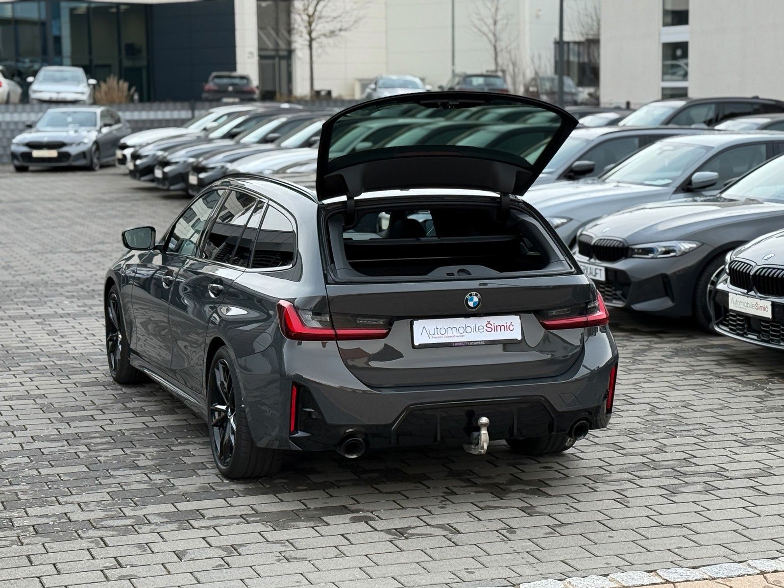 BMW 320d xD M Sport pro HuD AHK Pano hifi StHzg