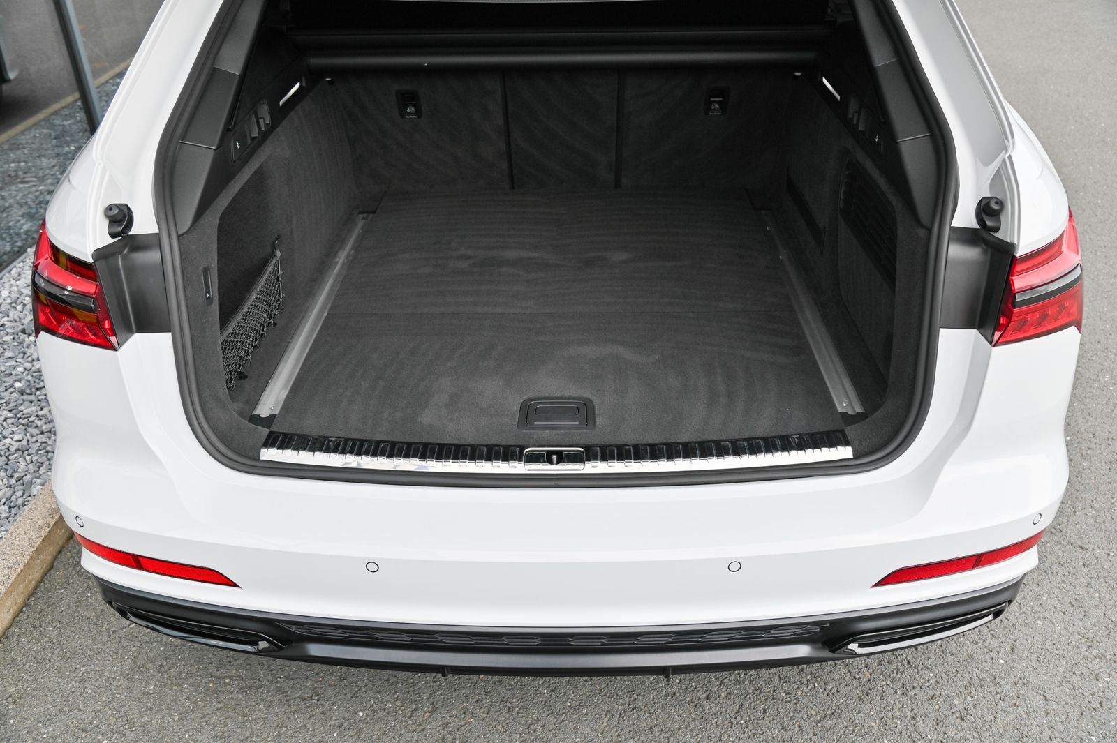 Audi A6 Avant 50 TDI quattro S line - Samsaru's Car Outlet