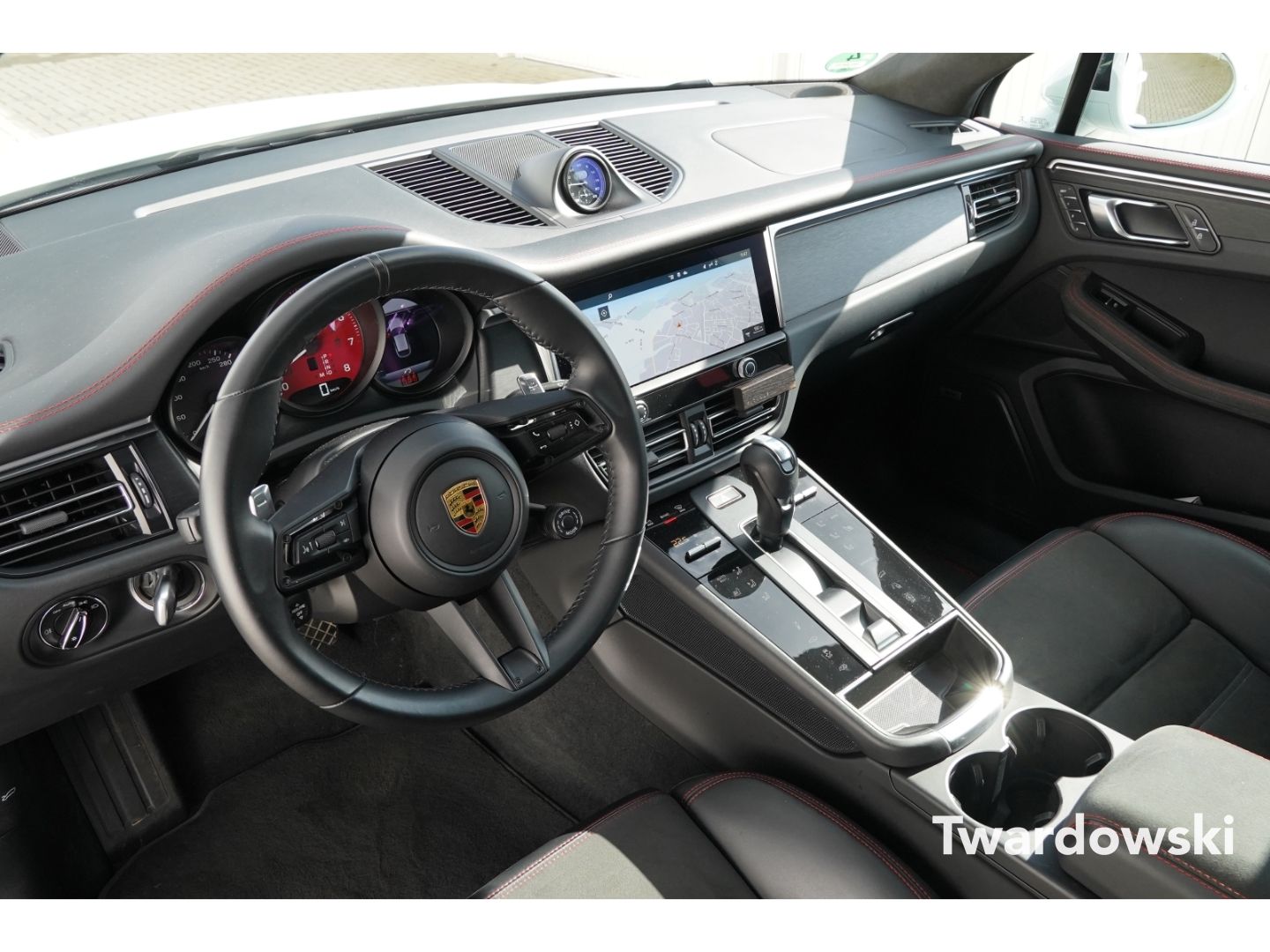 Porsche Macan GTS - Samsaru's Car Outlet