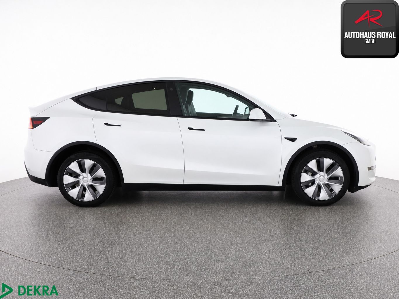 Tesla Model Y Long Range Dual AWD PANO,KEYLESS,360GRAD